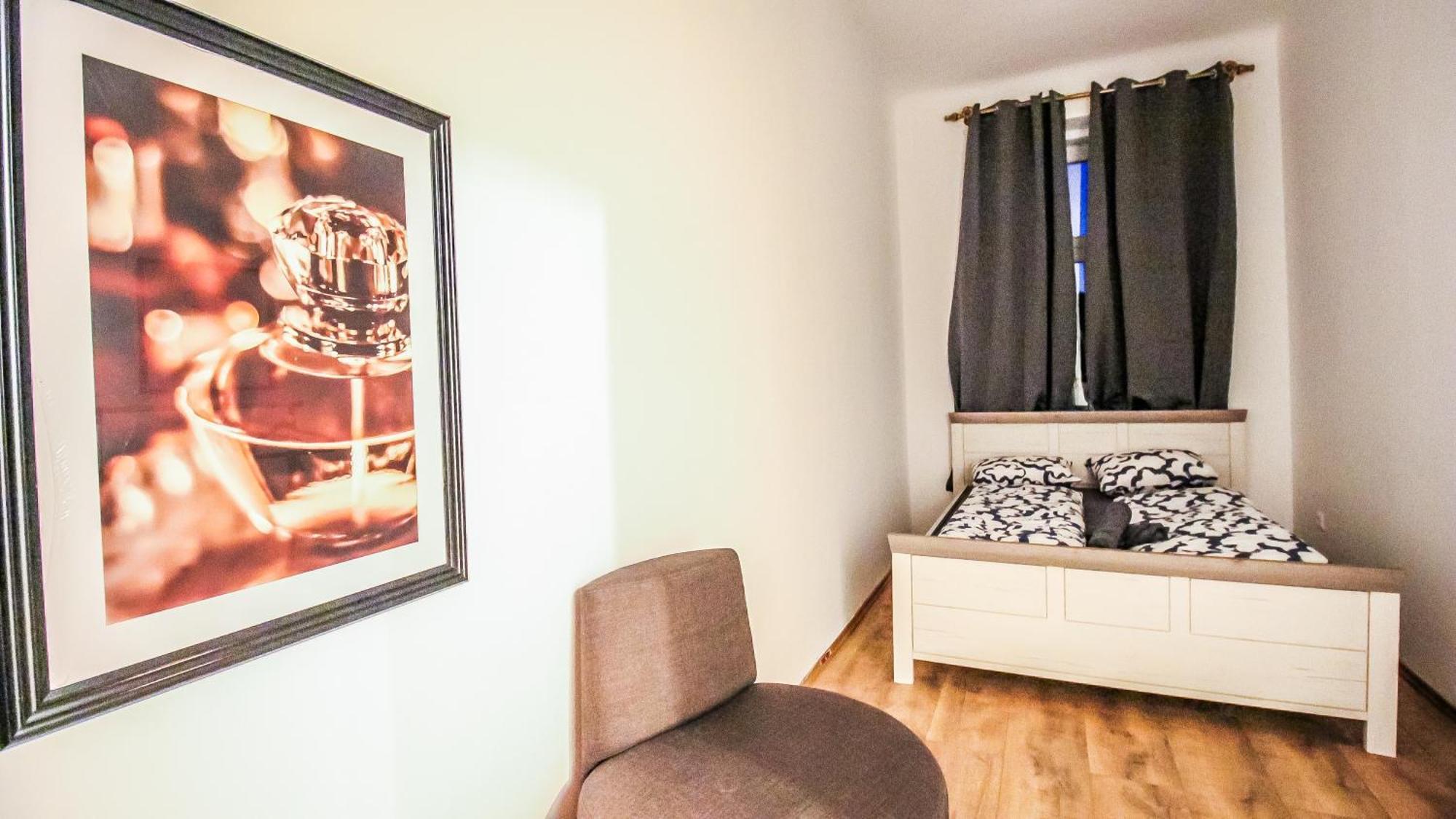 Disc Cozy Rooms In Liesing เวียนนา ภายนอก รูปภาพ