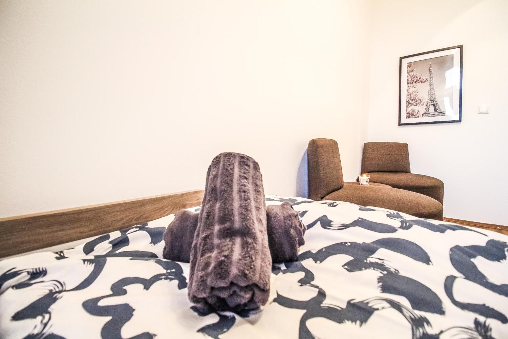 Disc Cozy Rooms In Liesing เวียนนา ภายนอก รูปภาพ
