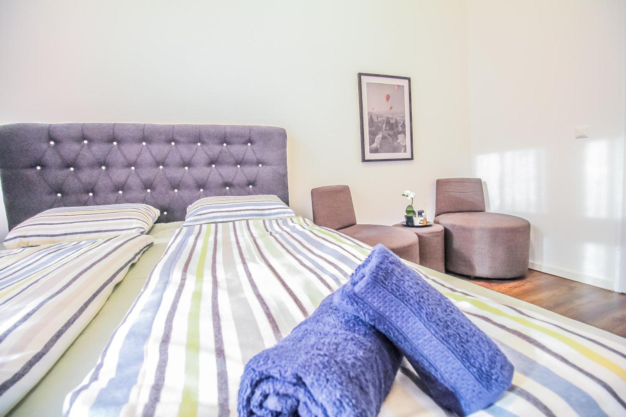 Disc Cozy Rooms In Liesing เวียนนา ภายนอก รูปภาพ
