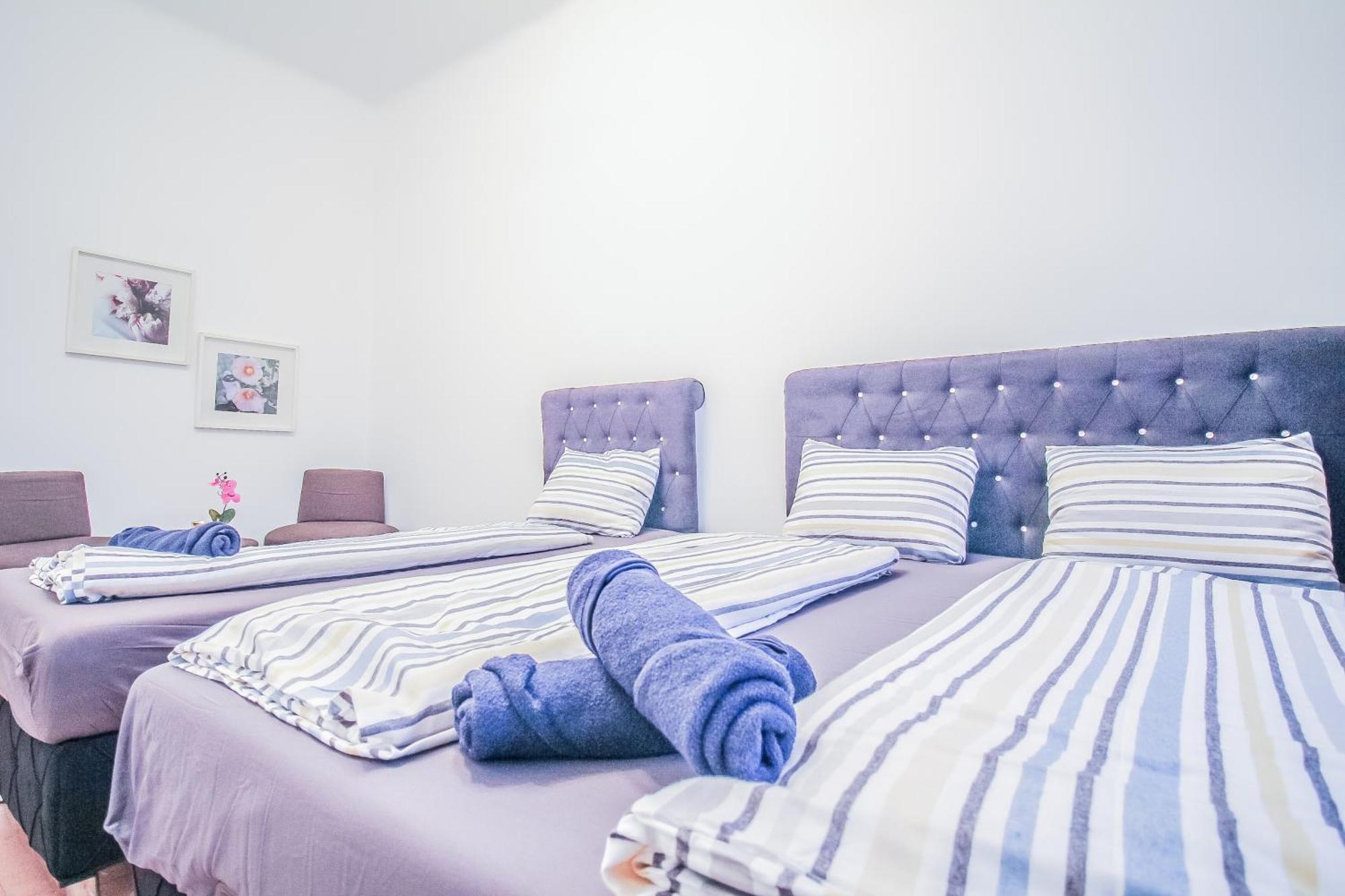 Disc Cozy Rooms In Liesing เวียนนา ภายนอก รูปภาพ