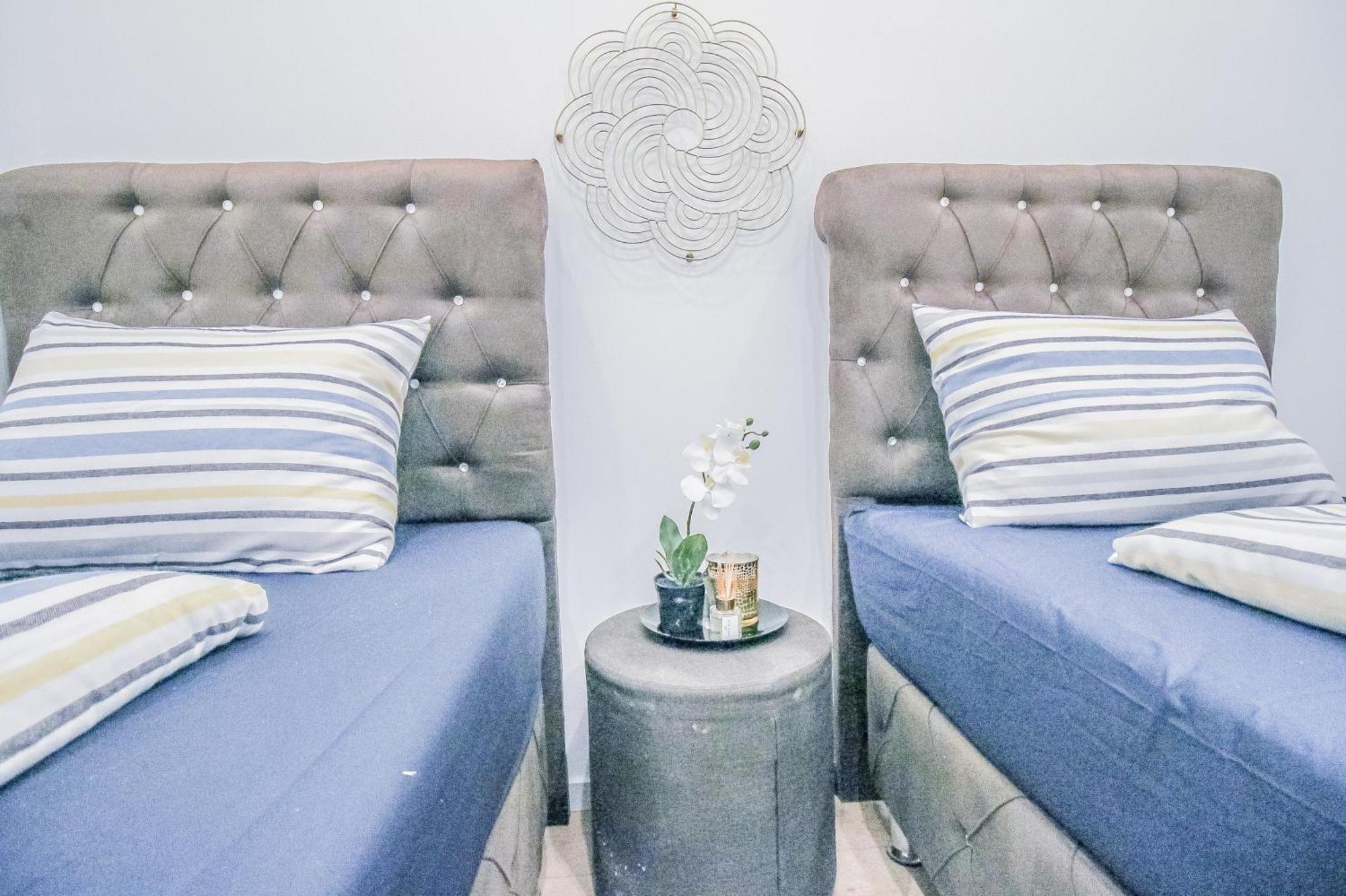 Disc Cozy Rooms In Liesing เวียนนา ภายนอก รูปภาพ