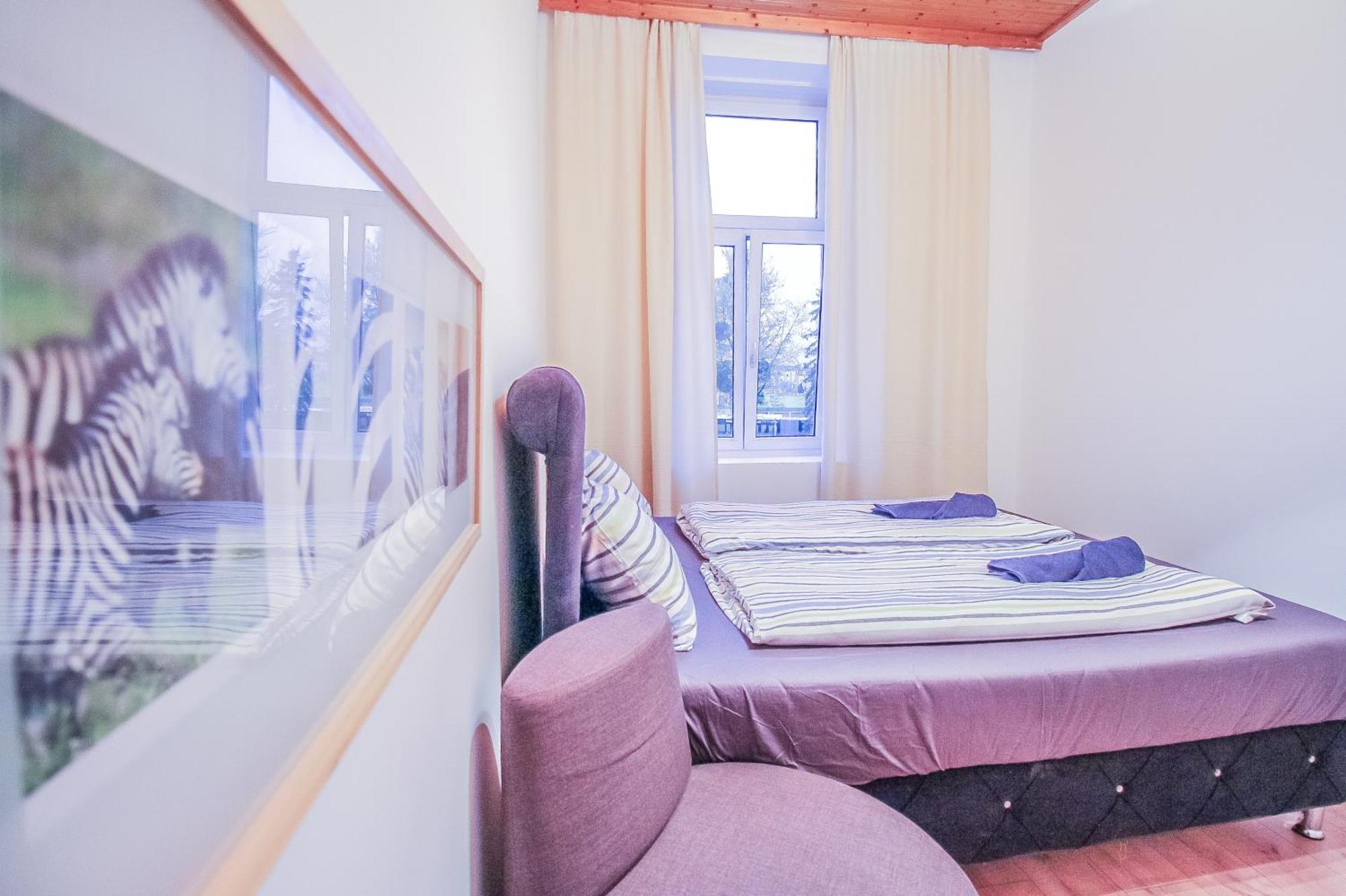 Disc Cozy Rooms In Liesing เวียนนา ภายนอก รูปภาพ