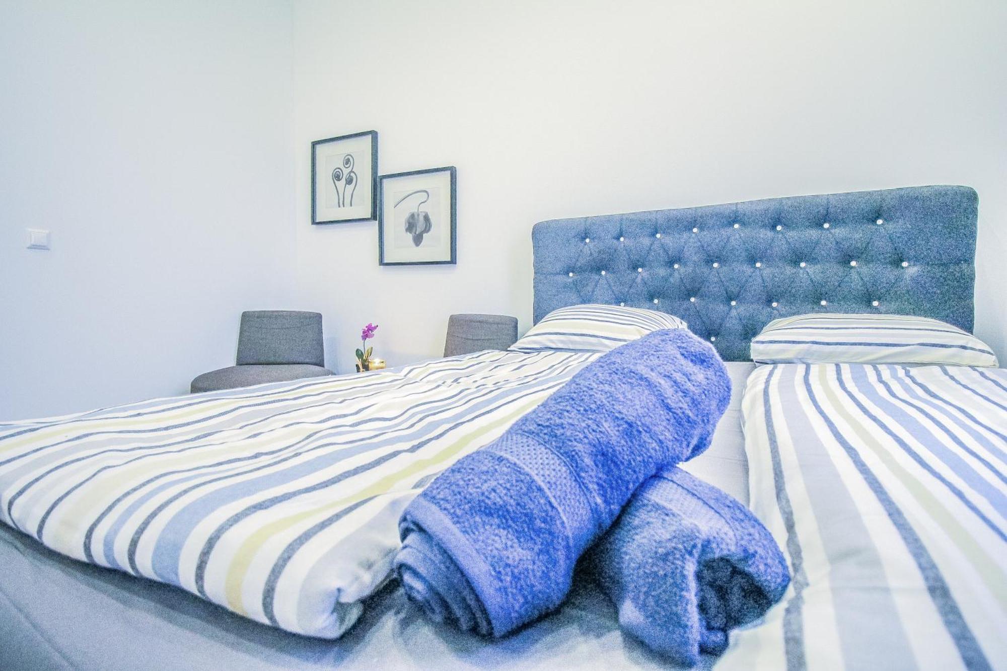 Disc Cozy Rooms In Liesing เวียนนา ภายนอก รูปภาพ