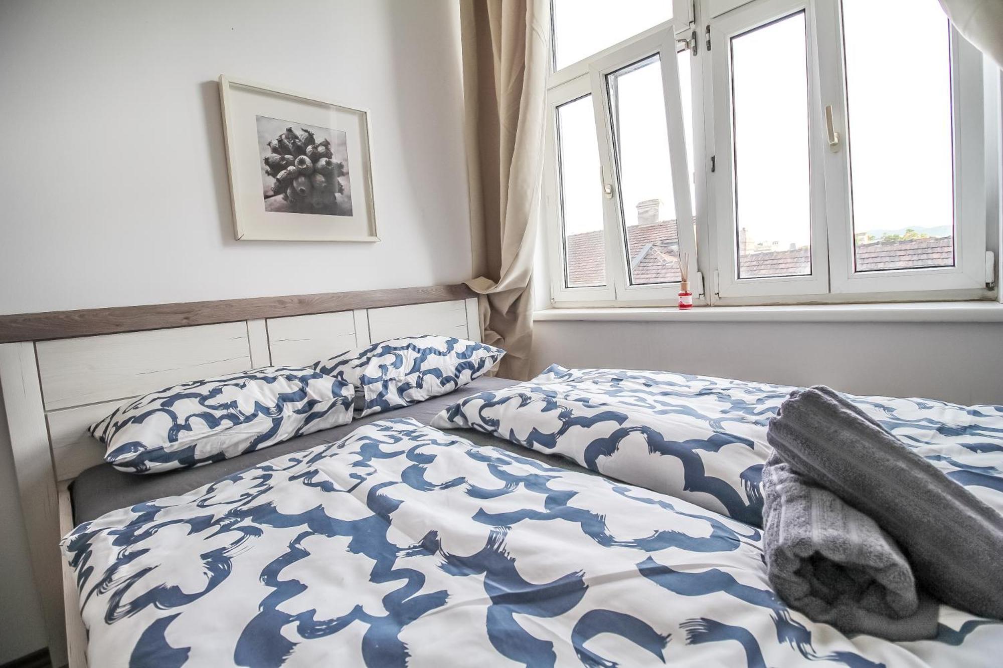 Disc Cozy Rooms In Liesing เวียนนา ภายนอก รูปภาพ