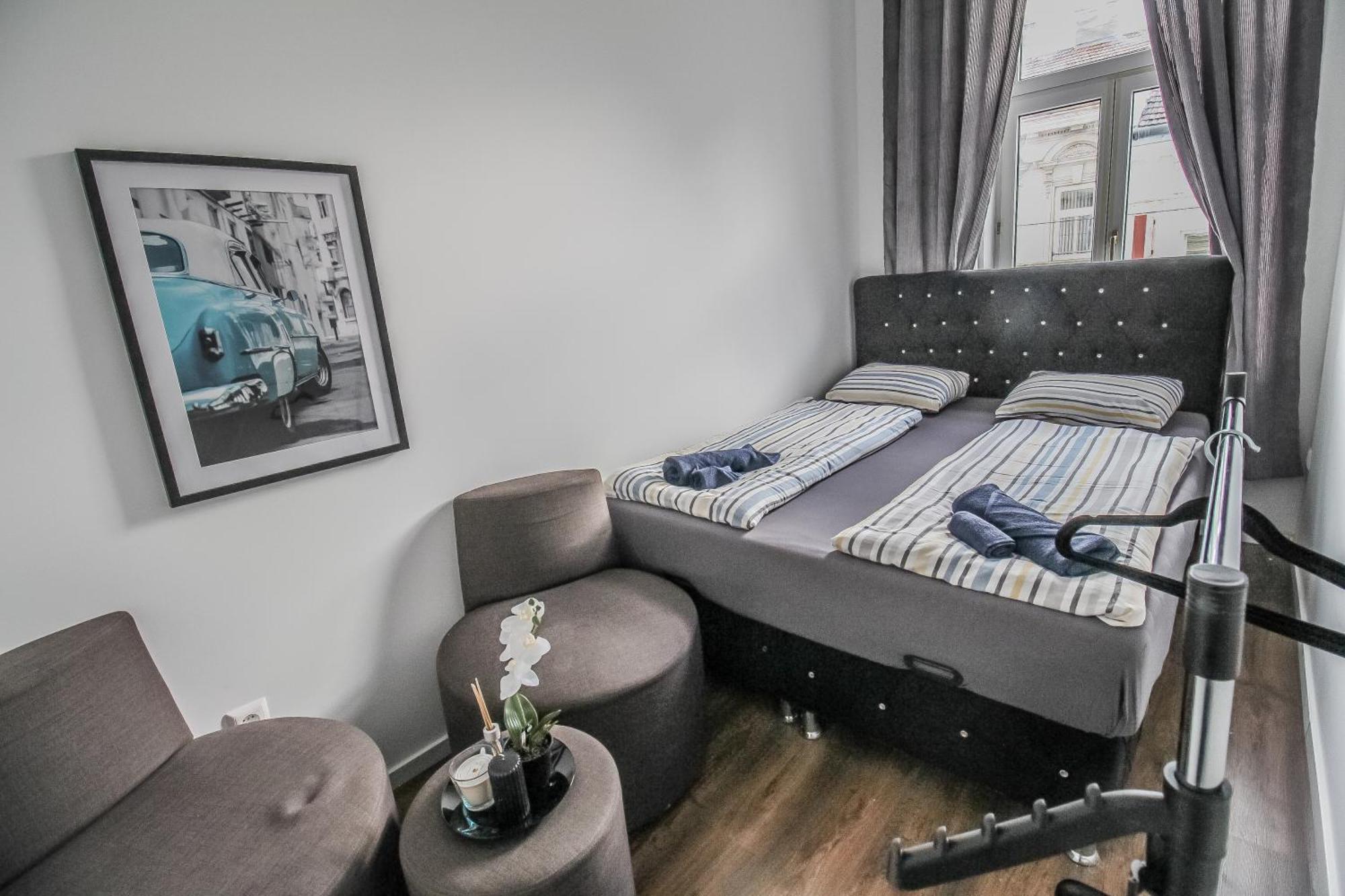 Disc Cozy Rooms In Liesing เวียนนา ภายนอก รูปภาพ