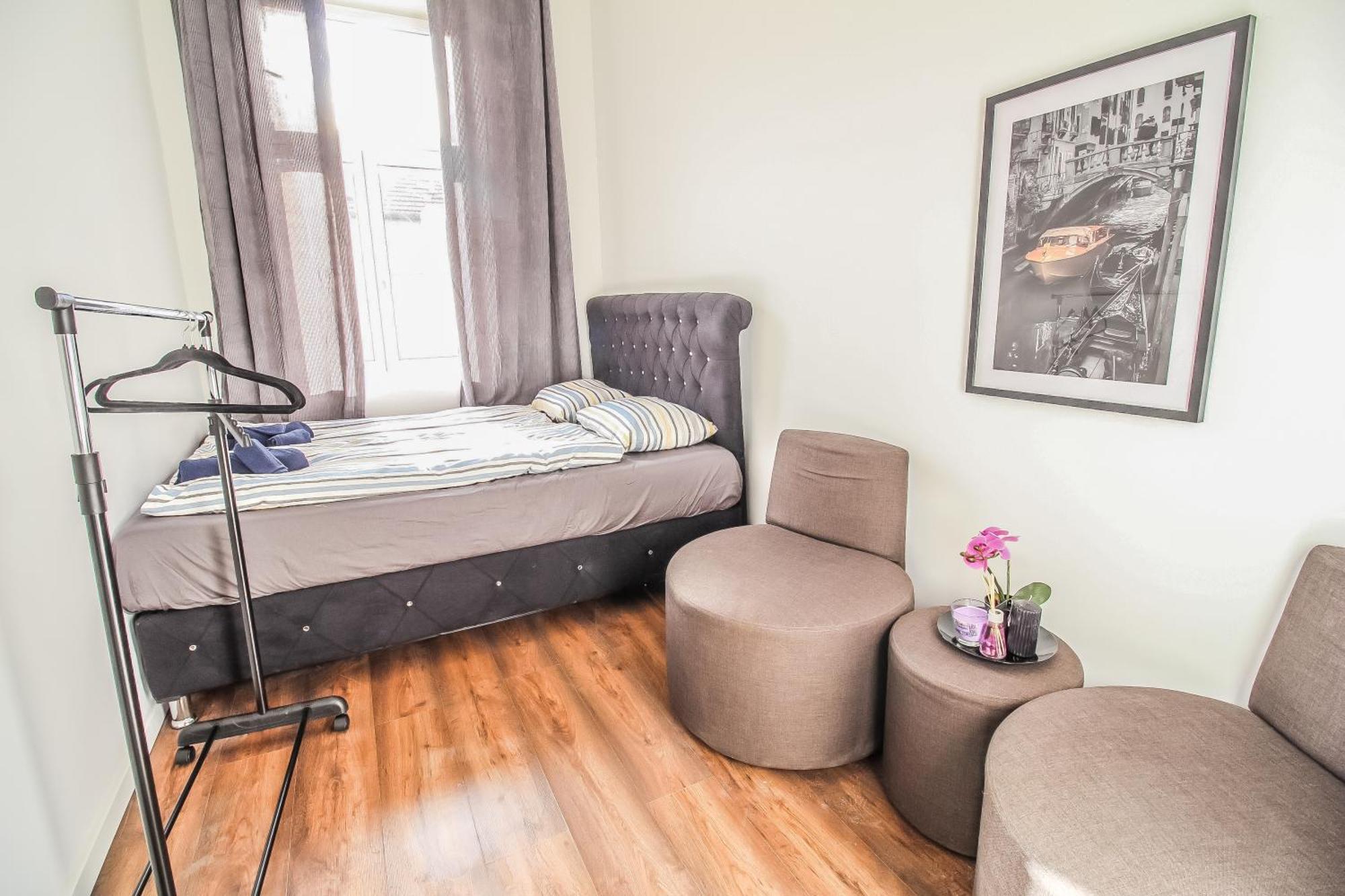 Disc Cozy Rooms In Liesing เวียนนา ภายนอก รูปภาพ