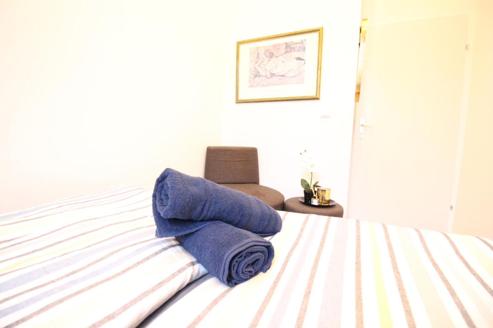 Disc Cozy Rooms In Liesing เวียนนา ภายนอก รูปภาพ