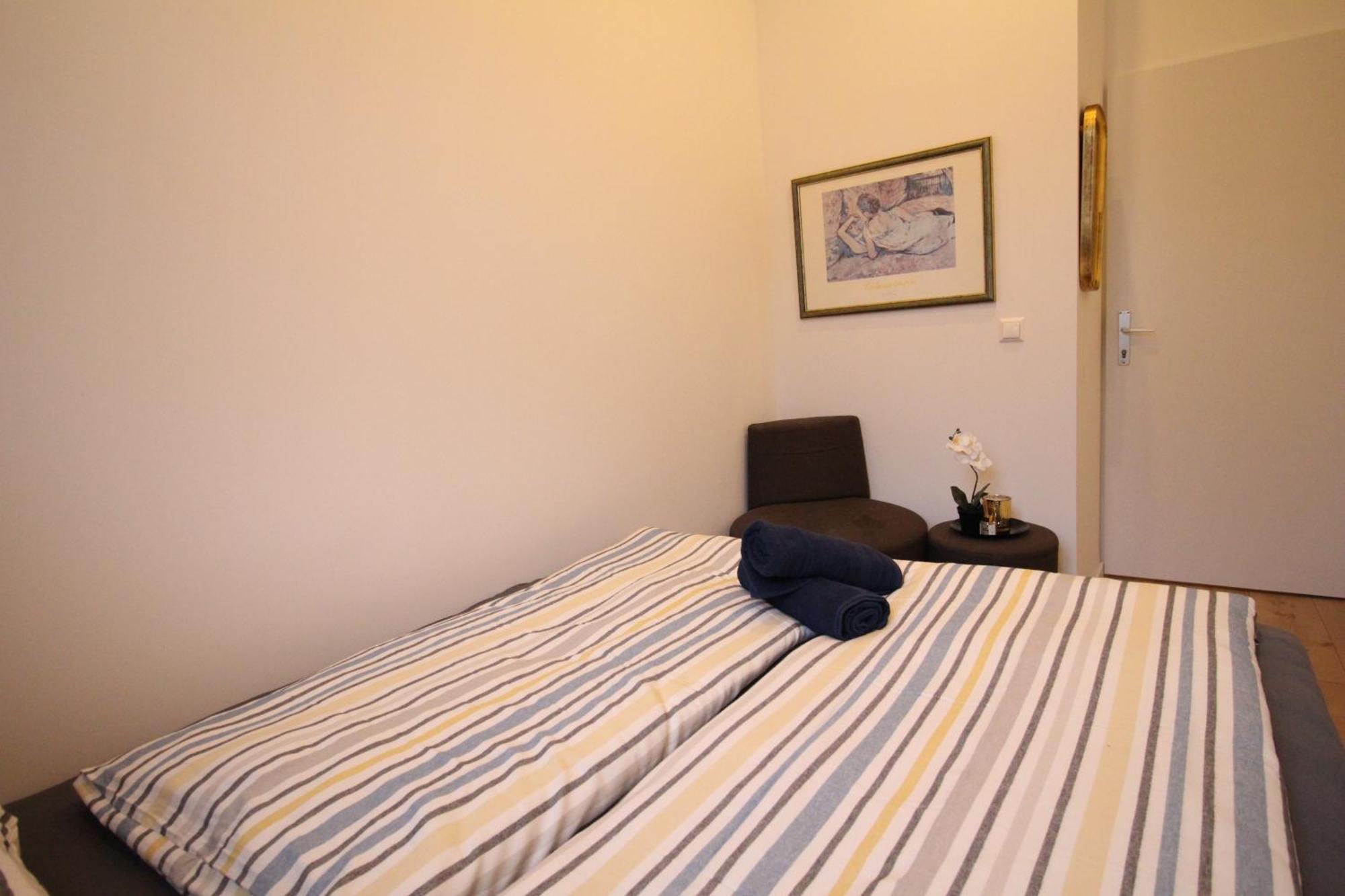 Disc Cozy Rooms In Liesing เวียนนา ภายนอก รูปภาพ