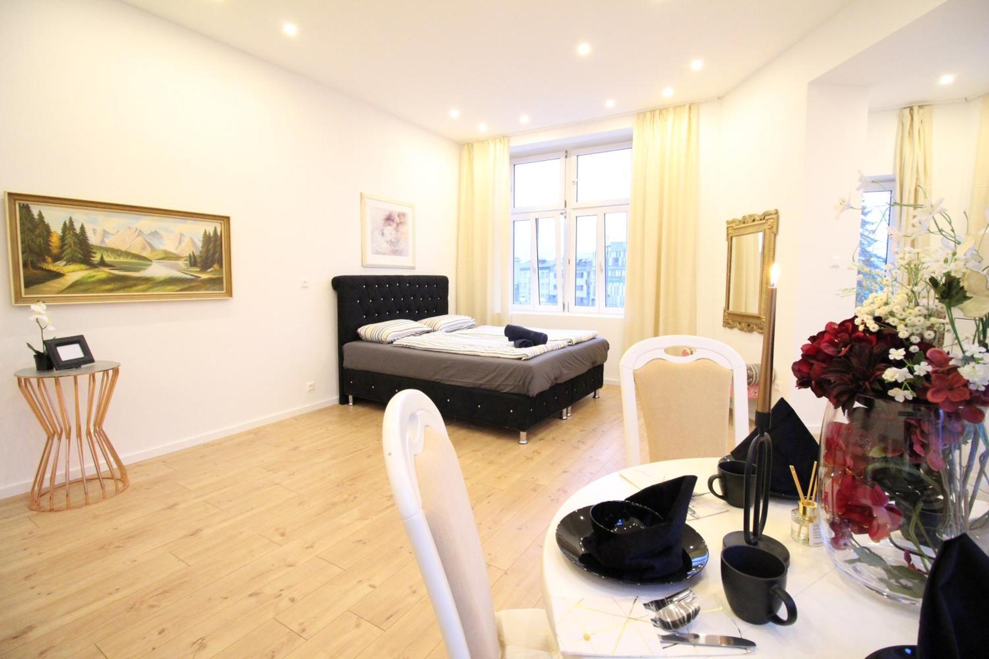 Disc Cozy Rooms In Liesing เวียนนา ภายนอก รูปภาพ