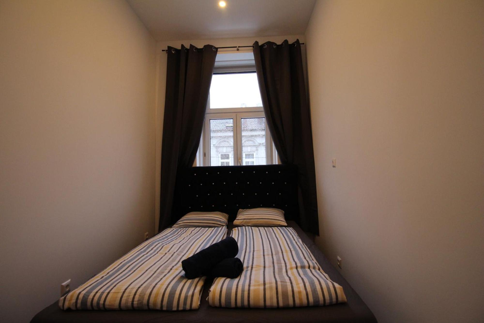 Disc Cozy Rooms In Liesing เวียนนา ภายนอก รูปภาพ