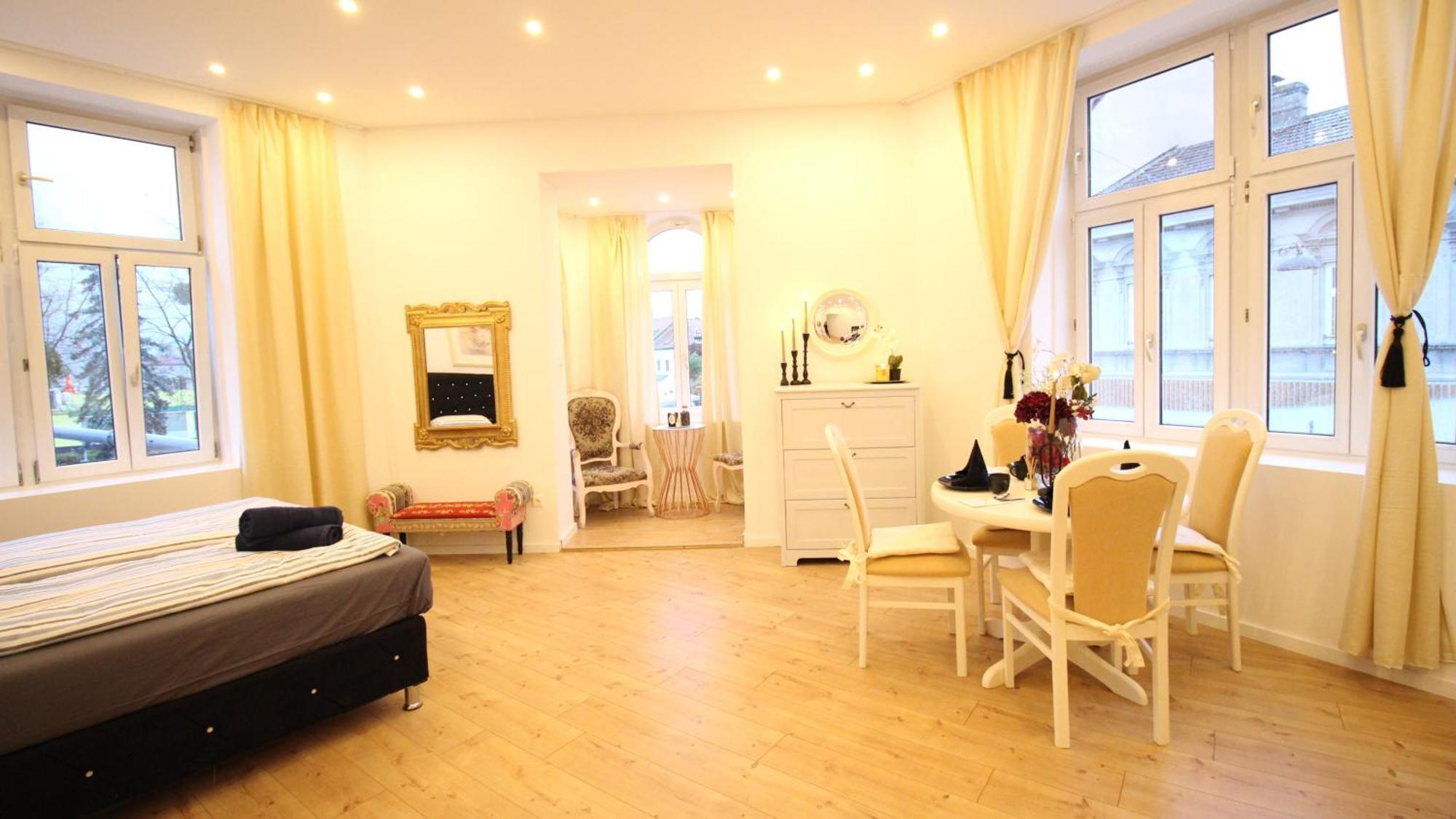 Disc Cozy Rooms In Liesing เวียนนา ภายนอก รูปภาพ