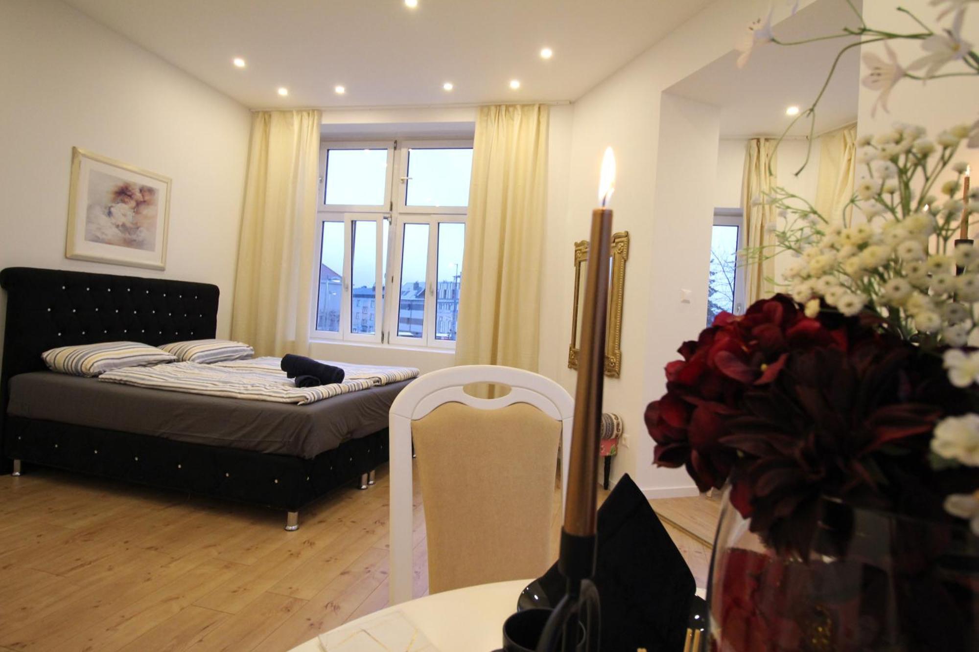 Disc Cozy Rooms In Liesing เวียนนา ภายนอก รูปภาพ