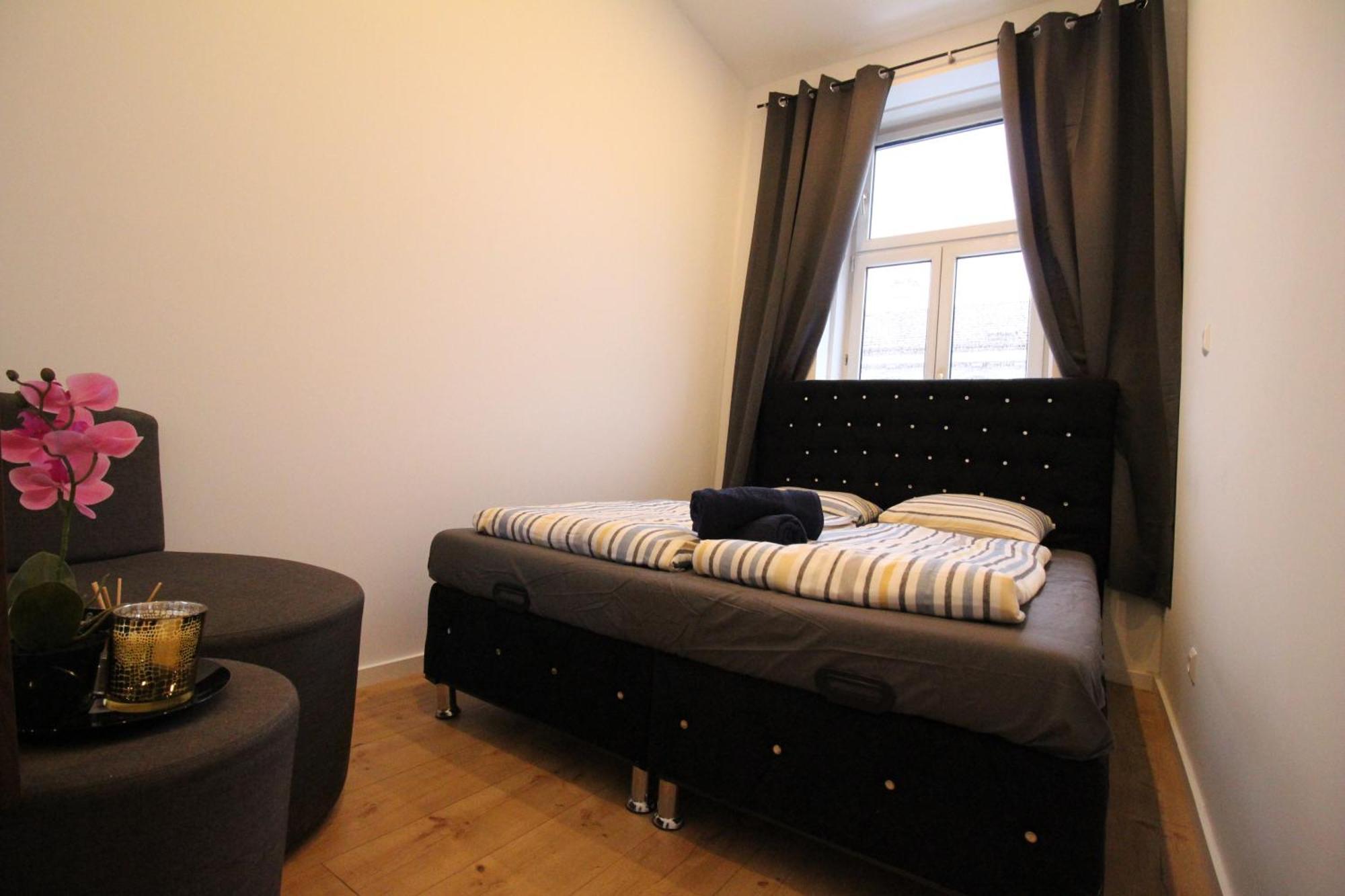 Disc Cozy Rooms In Liesing เวียนนา ภายนอก รูปภาพ